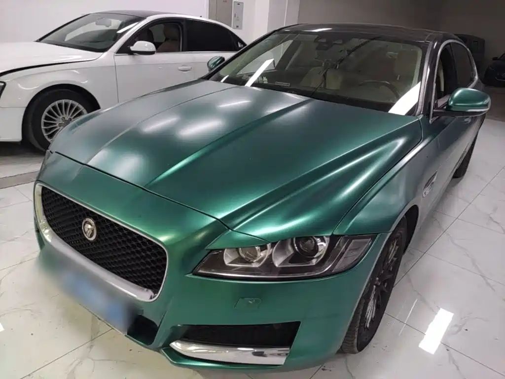 Jaguar XFL — миниатюра 2