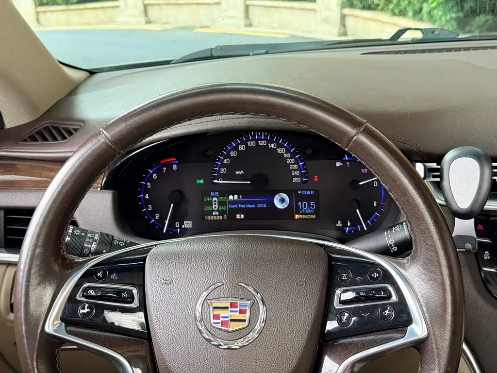 Cadillac XTS — миниатюра 13