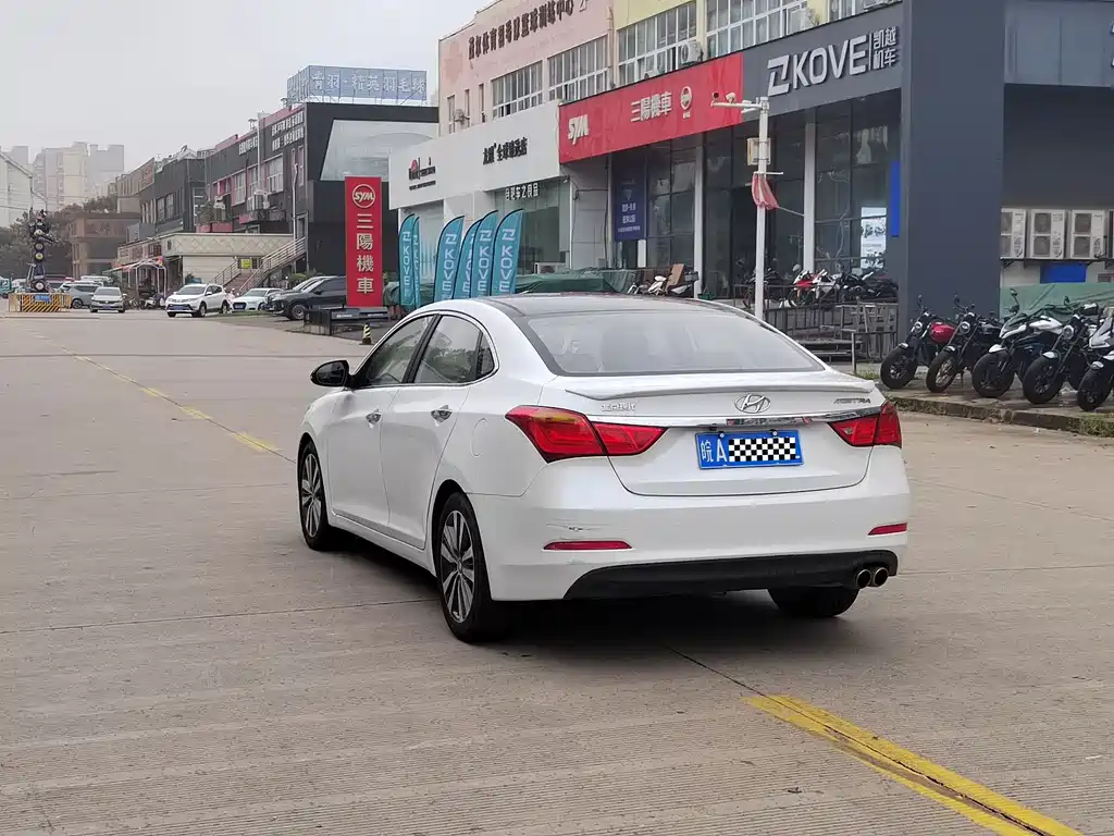 Hyundai Mistra — миниатюра 9