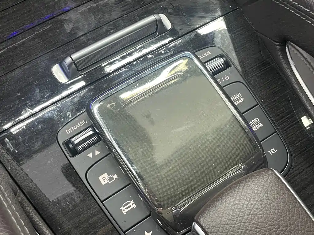 Mercedes-Benz GLE (Import) — миниатюра 7