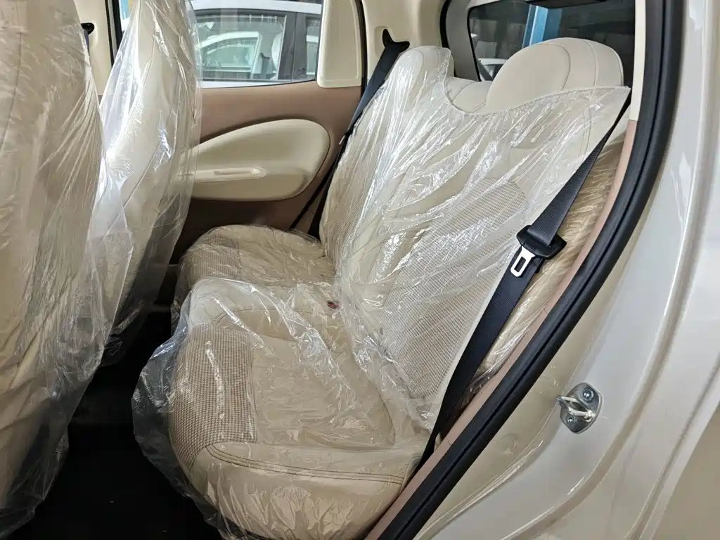 Wuling MINIEV — миниатюра 17