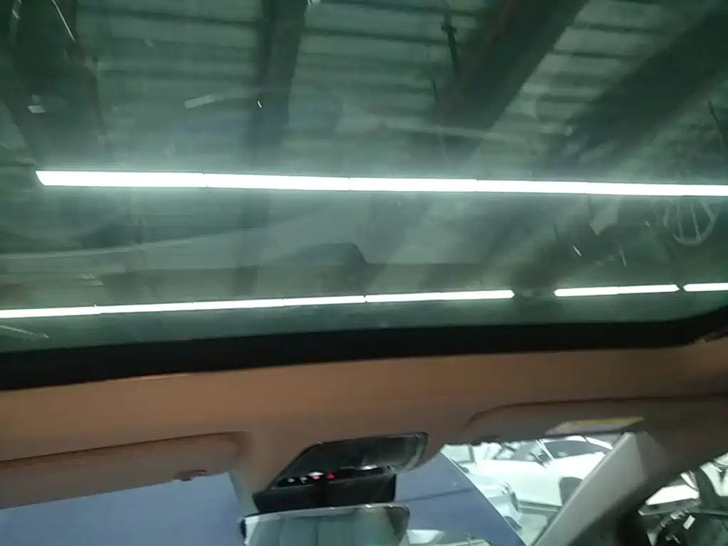 Cadillac IQ — миниатюра 18