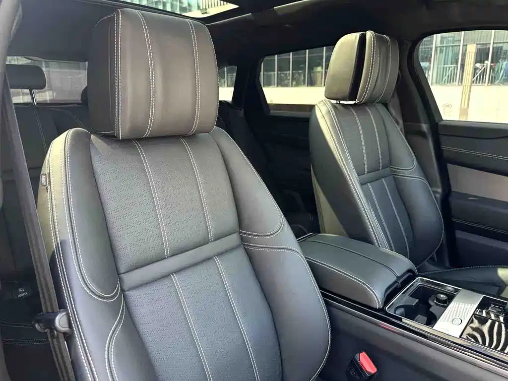 Land Rover Velar — миниатюра 14
