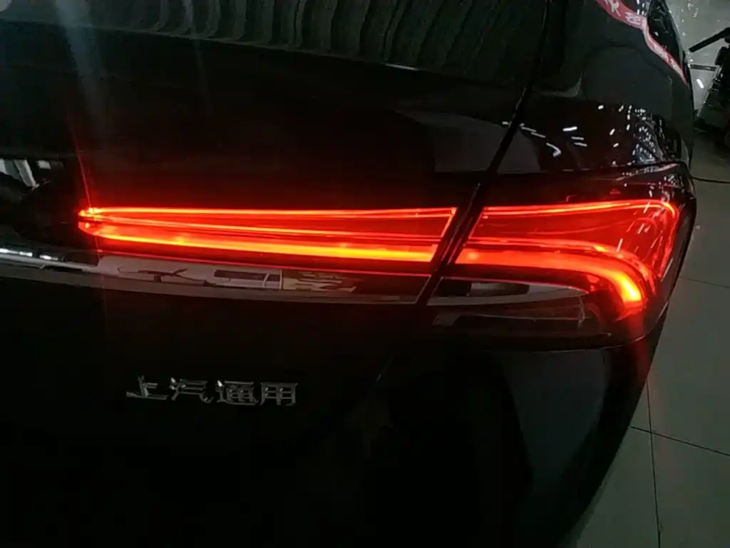 Buick LaCrosse — миниатюра 8