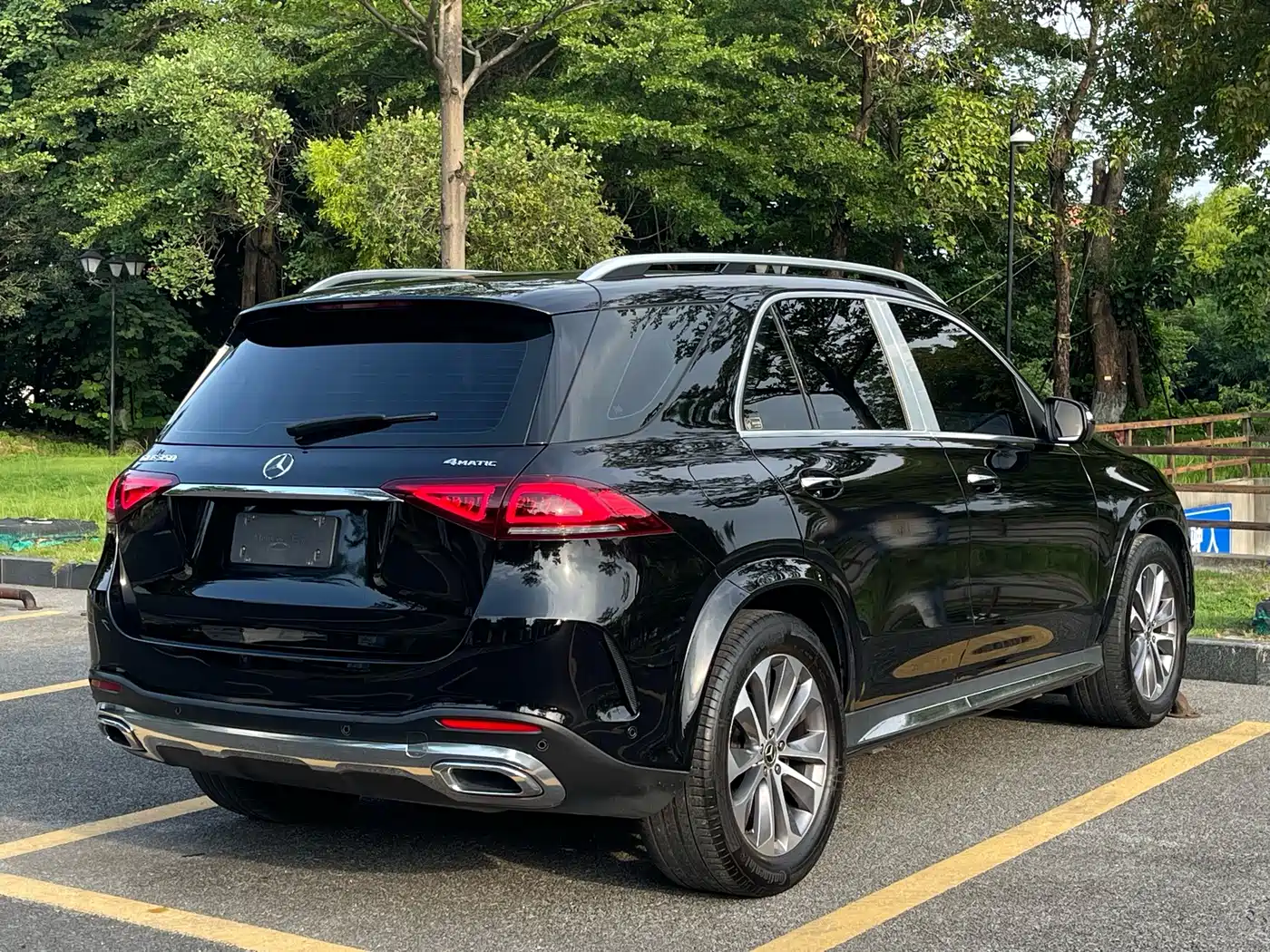 Mercedes-Benz GLE Import