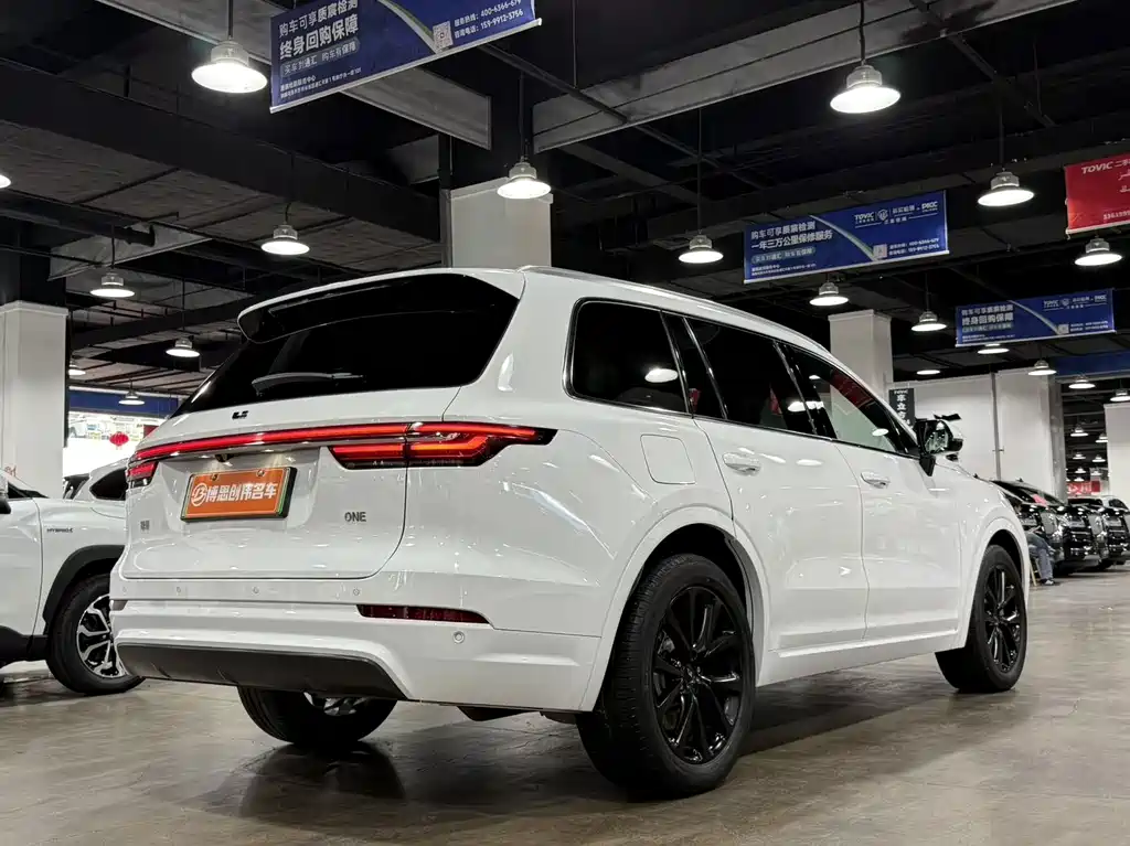 Li Auto Li ONE — миниатюра 9