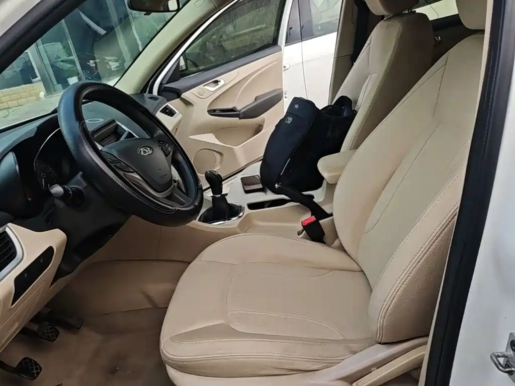 Chery Arrizo 7 — миниатюра 15