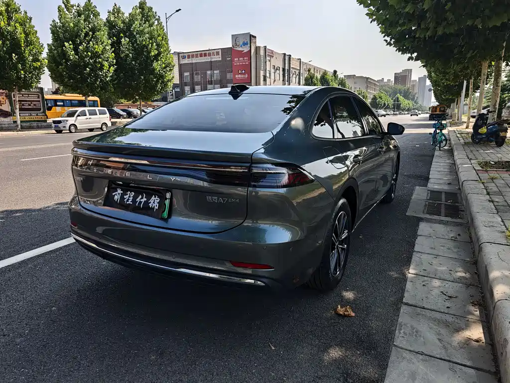 Geely Galaxy Galaxy A7 EM A7 EM 2025 EM-i 70km
