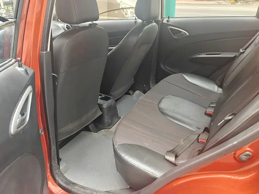 Chevrolet Sail — миниатюра 10