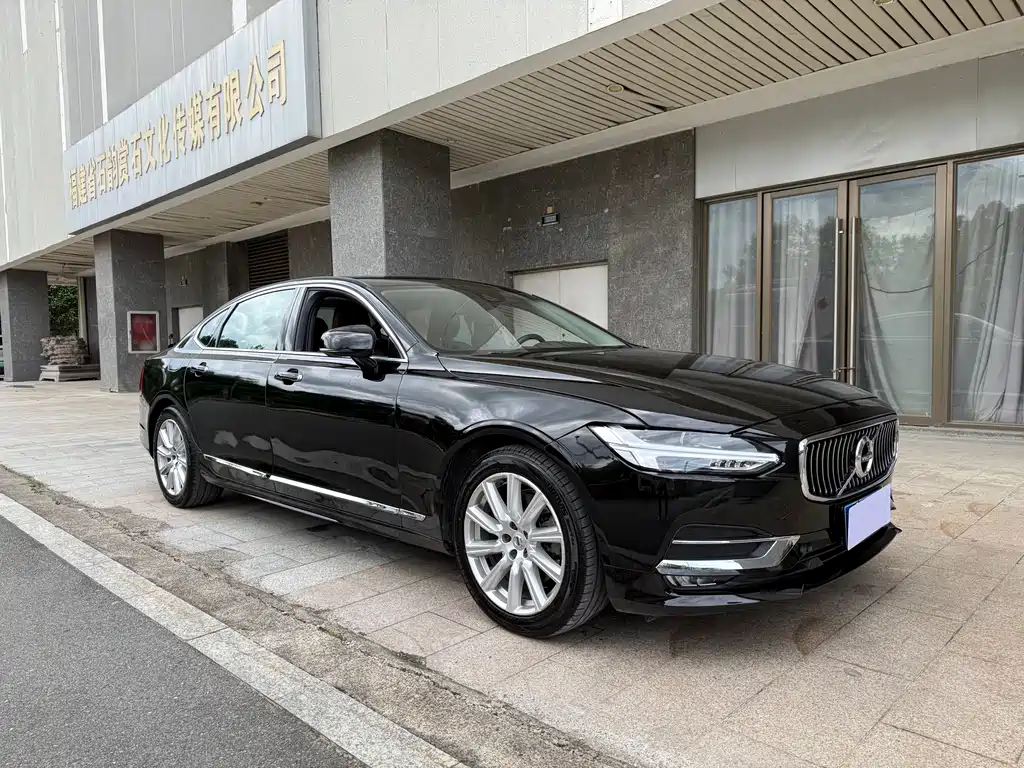 Volvo S90 2020 T5 Luxury