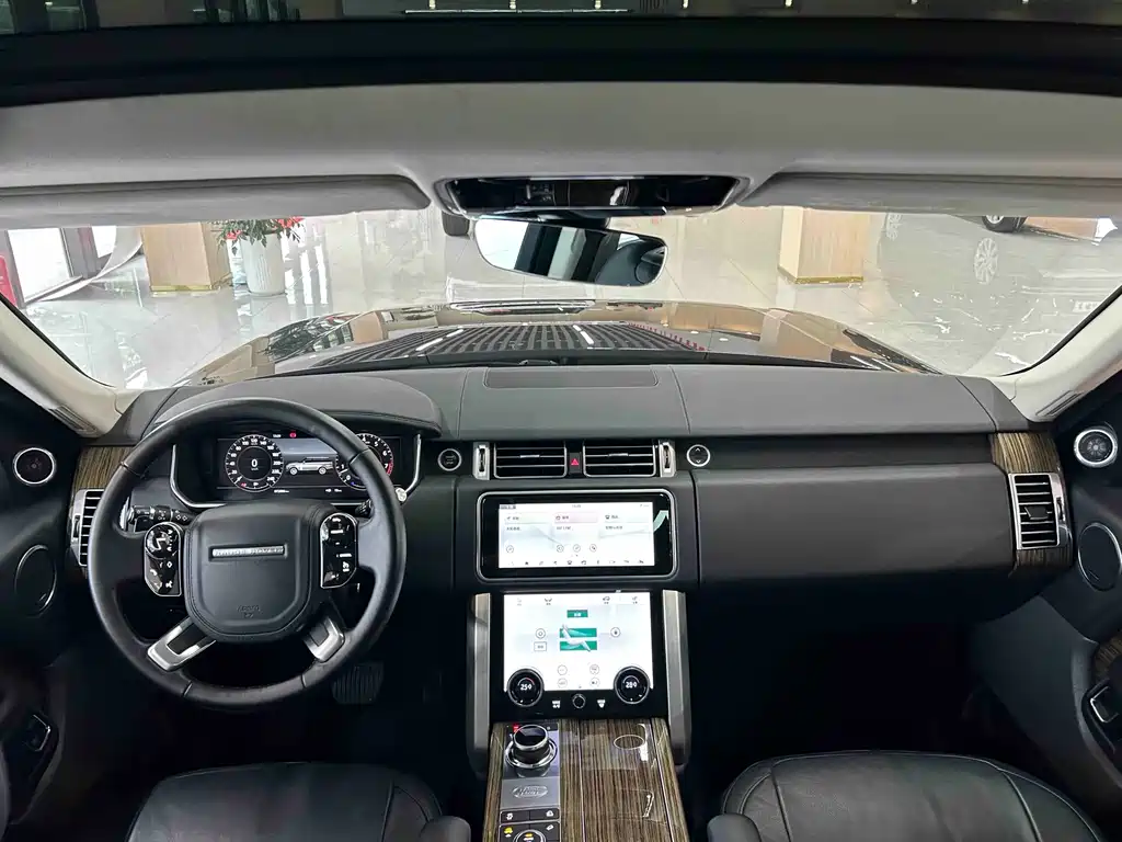Land Rover Range Rover — миниатюра 32