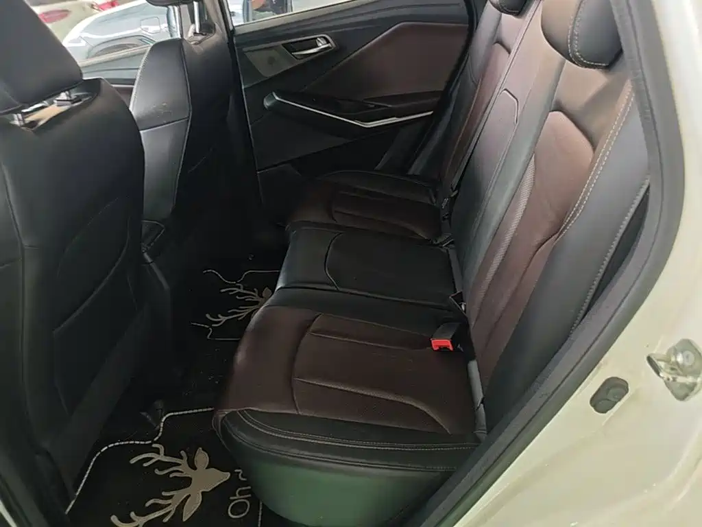 Changan CS15 — миниатюра 17