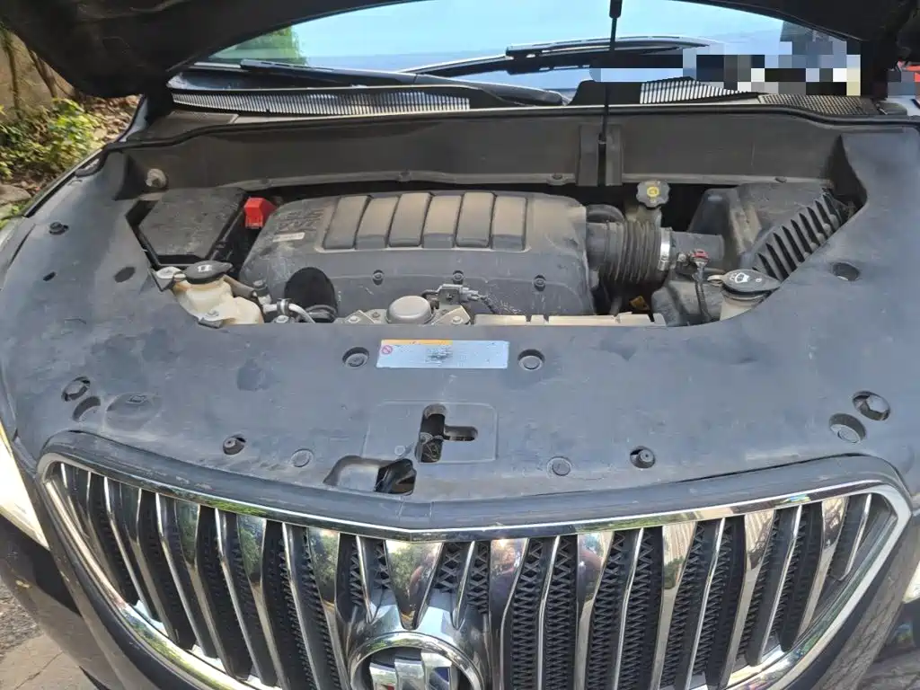 Buick Enclave — миниатюра 11