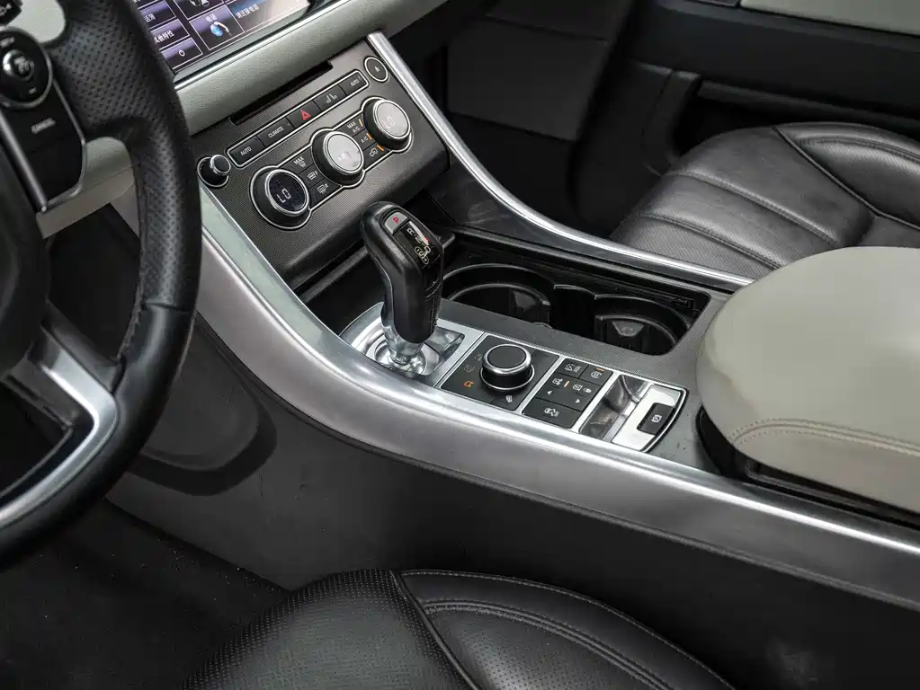 Land Rover Sport — миниатюра 13