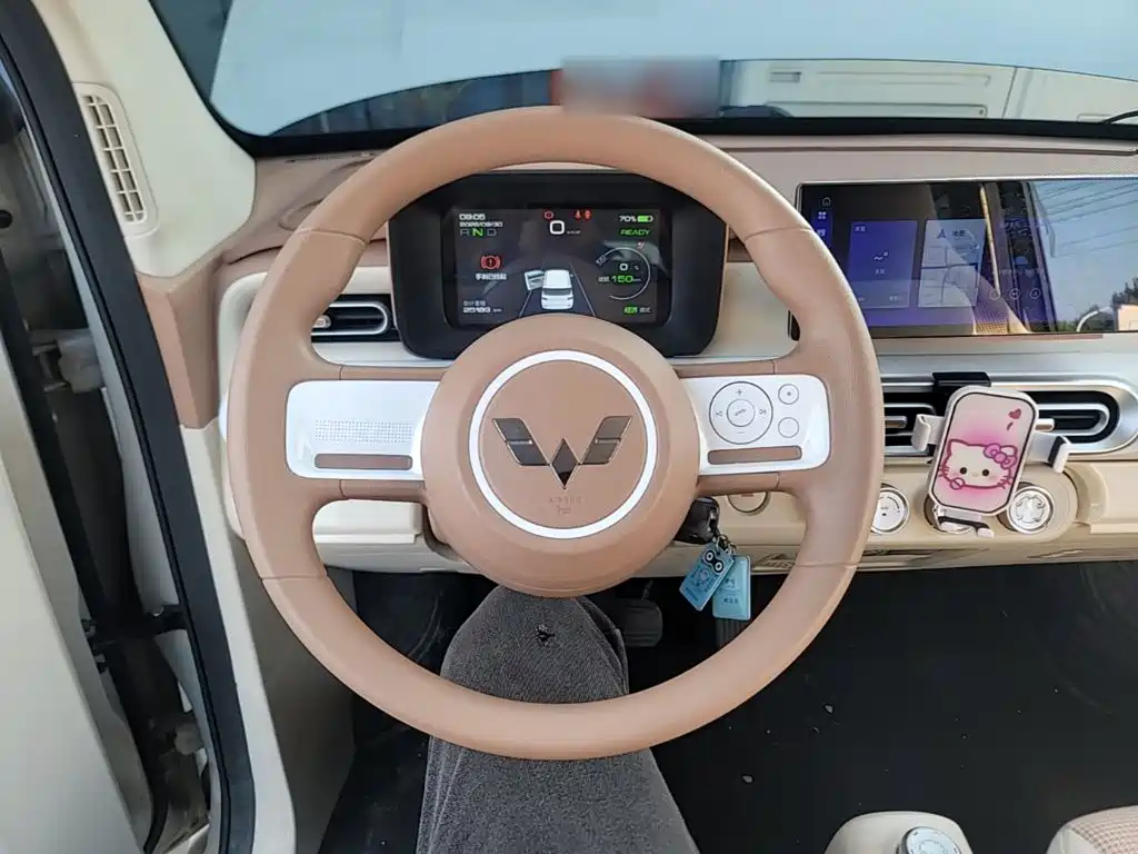 Wuling MINIEV — миниатюра 11