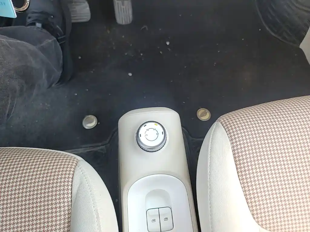 Wuling MINIEV — миниатюра 14