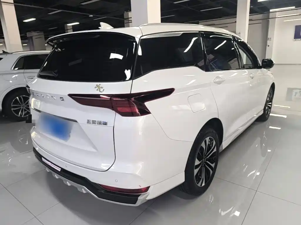Wuling Victory — миниатюра 7