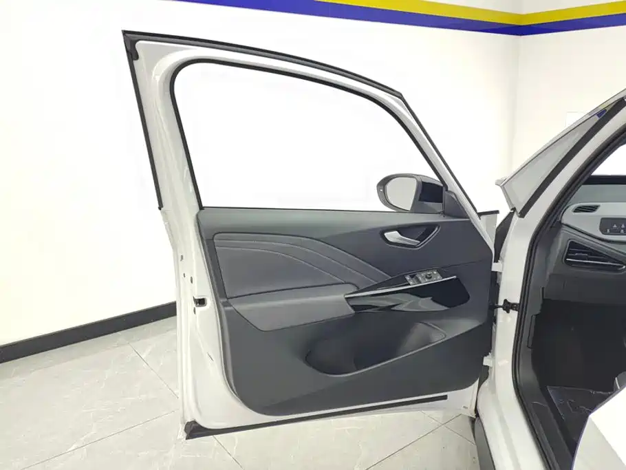 Volkswagen ID.3 — миниатюра 7