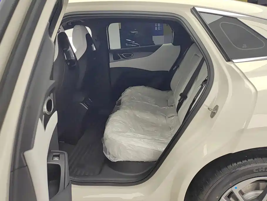 BYD Seal 06 — миниатюра 11