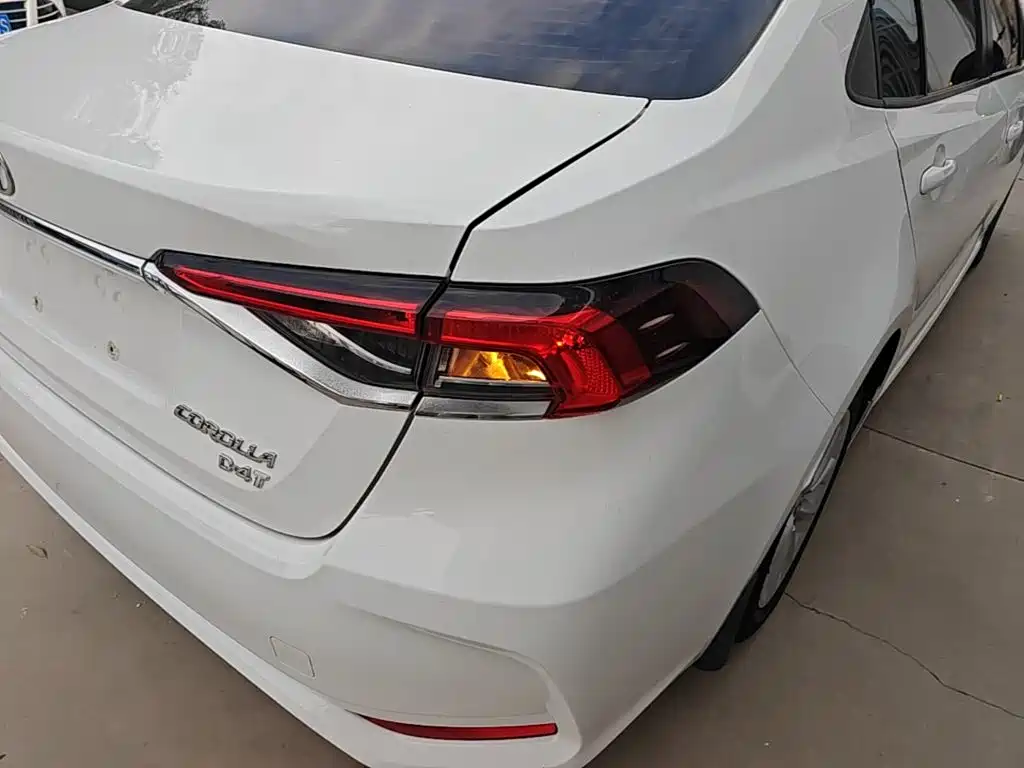 Toyota Corolla — миниатюра 8