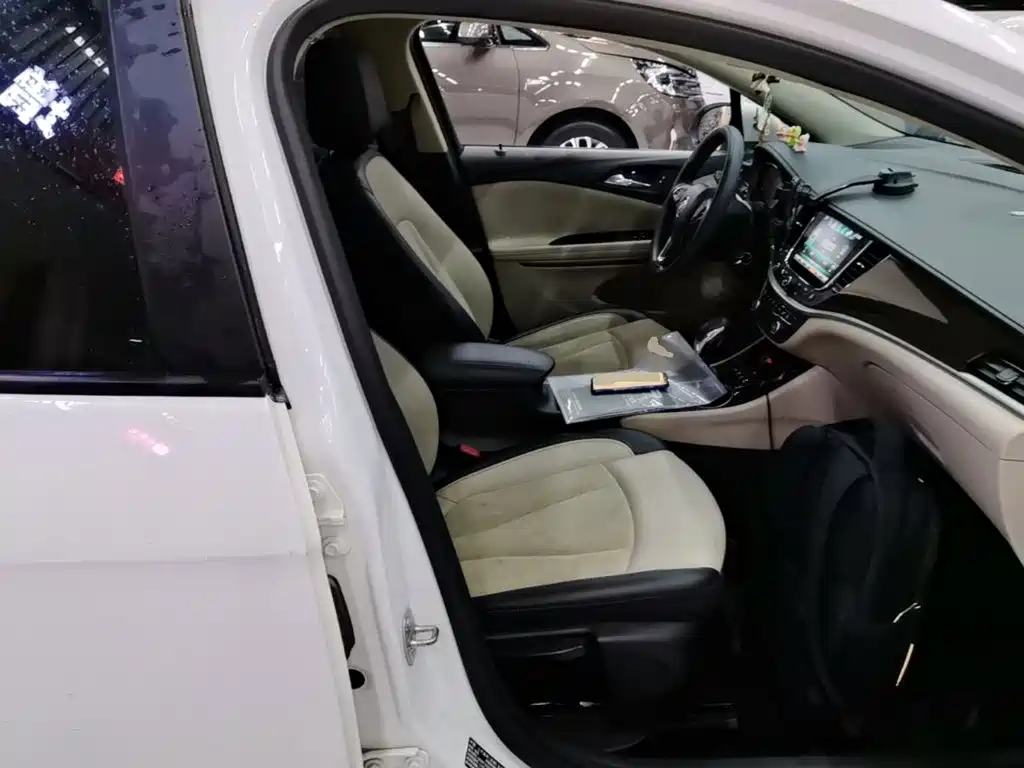 Buick Verano — миниатюра 25