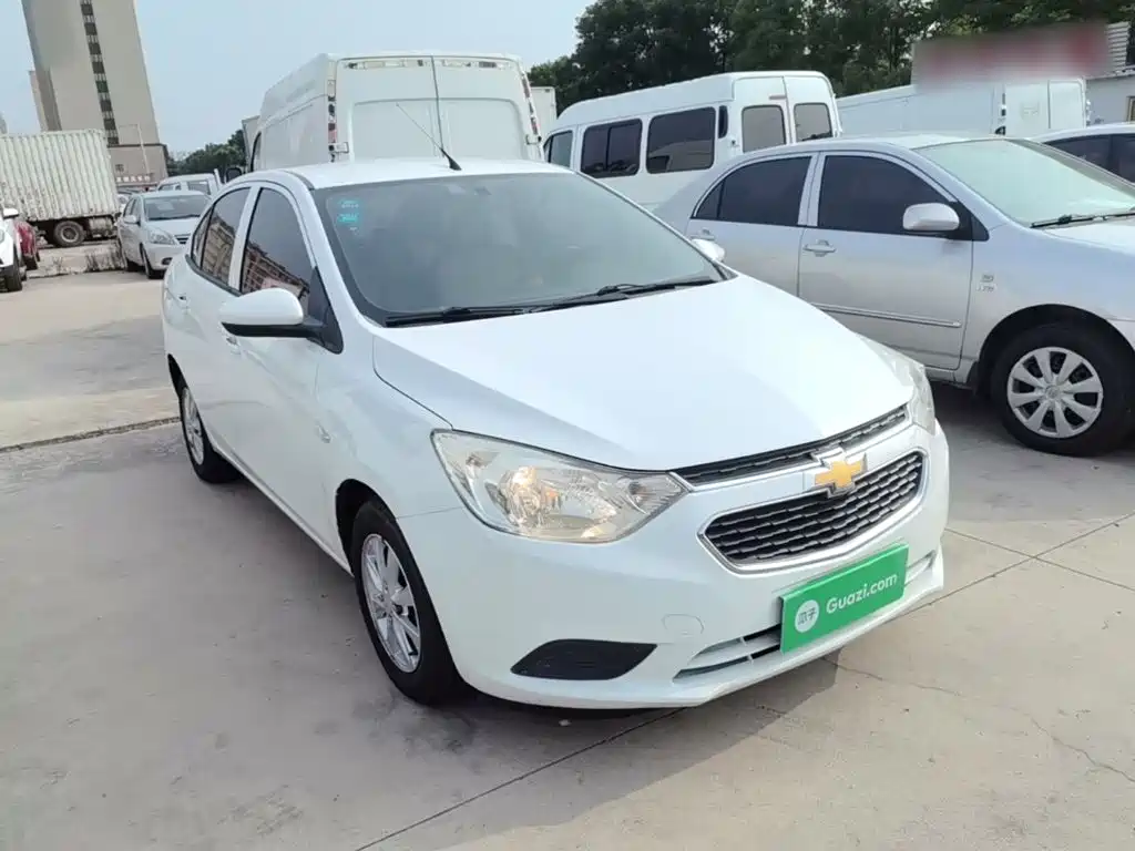 Chevrolet Sail 2015 3 1.3L AMT