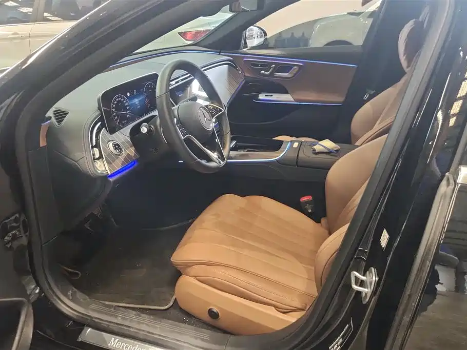 Mercedes-Benz E-Class E 2024 E 300 L Fashion