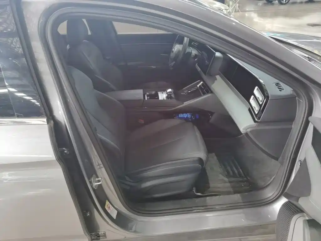 BYD Qin L — миниатюра 25