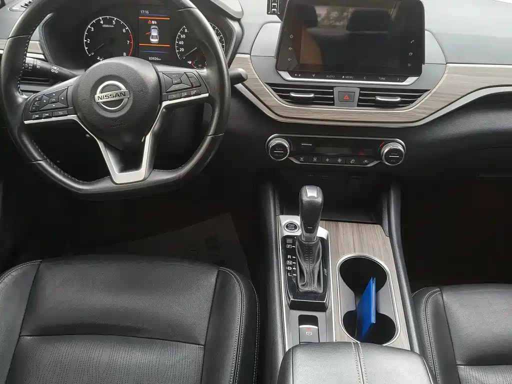 Nissan Teana — миниатюра 9