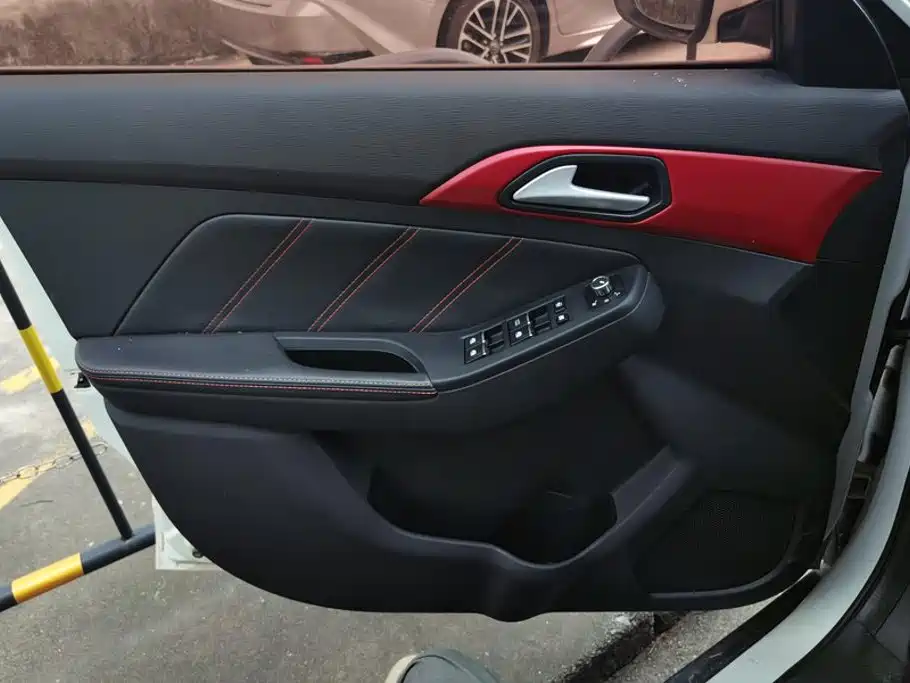 BAIC Senova X35 — миниатюра 7