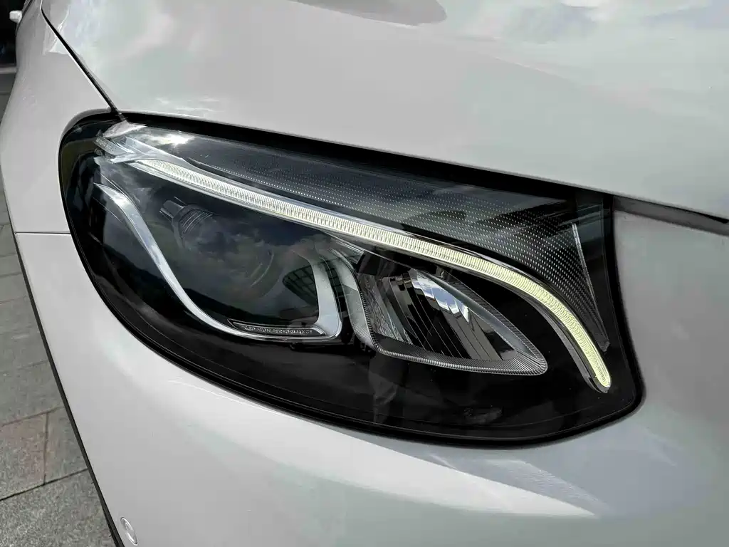Mercedes-Benz GLC — миниатюра 28