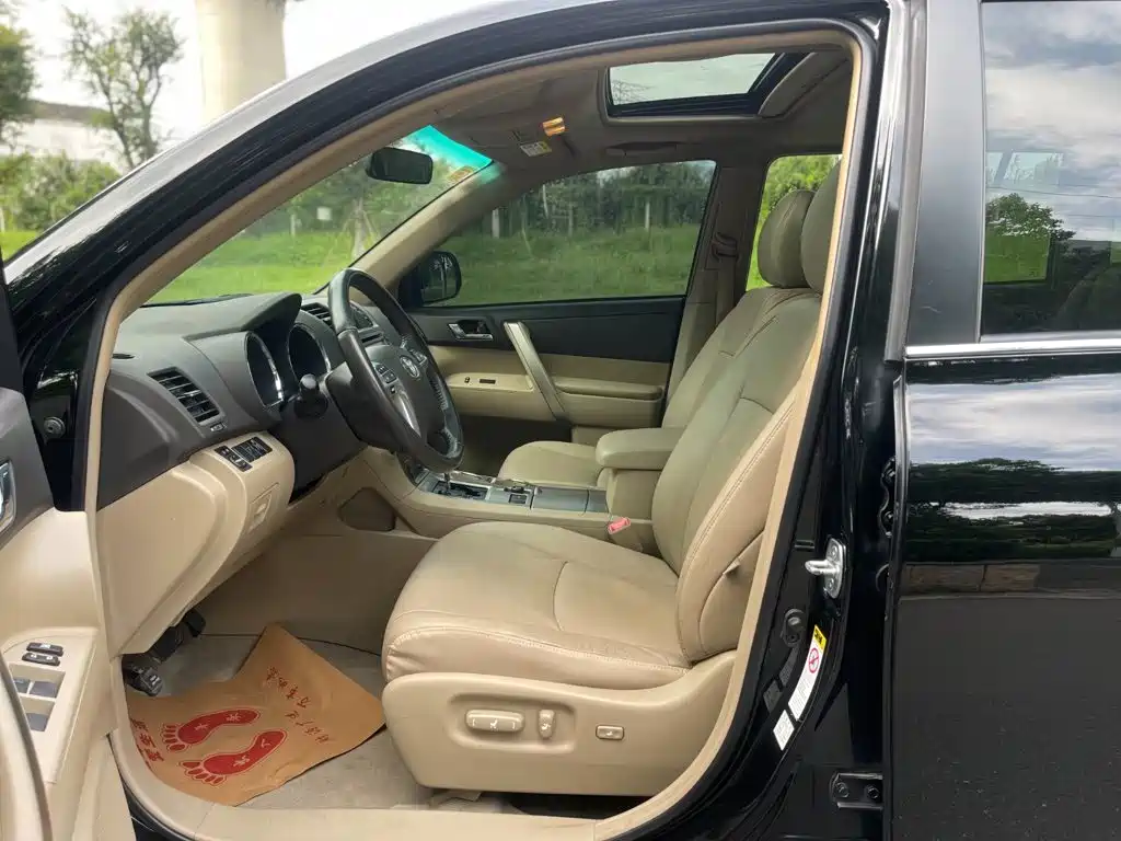 Toyota Highlander — миниатюра 11