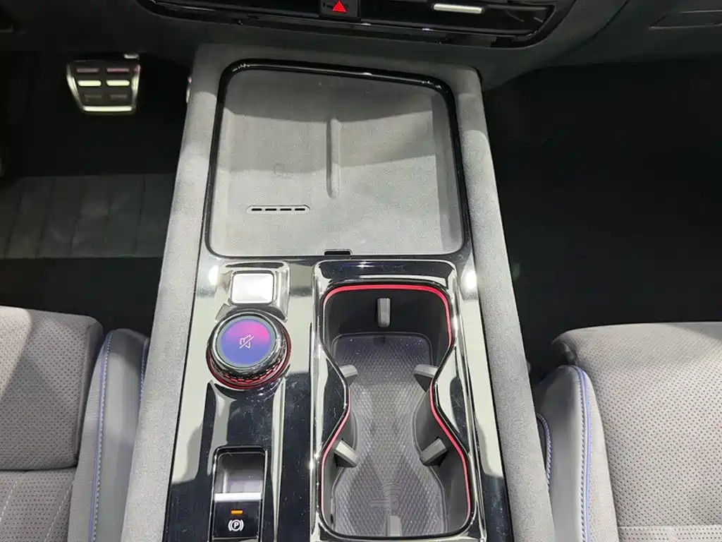 Volkswagen Teramont — миниатюра 18
