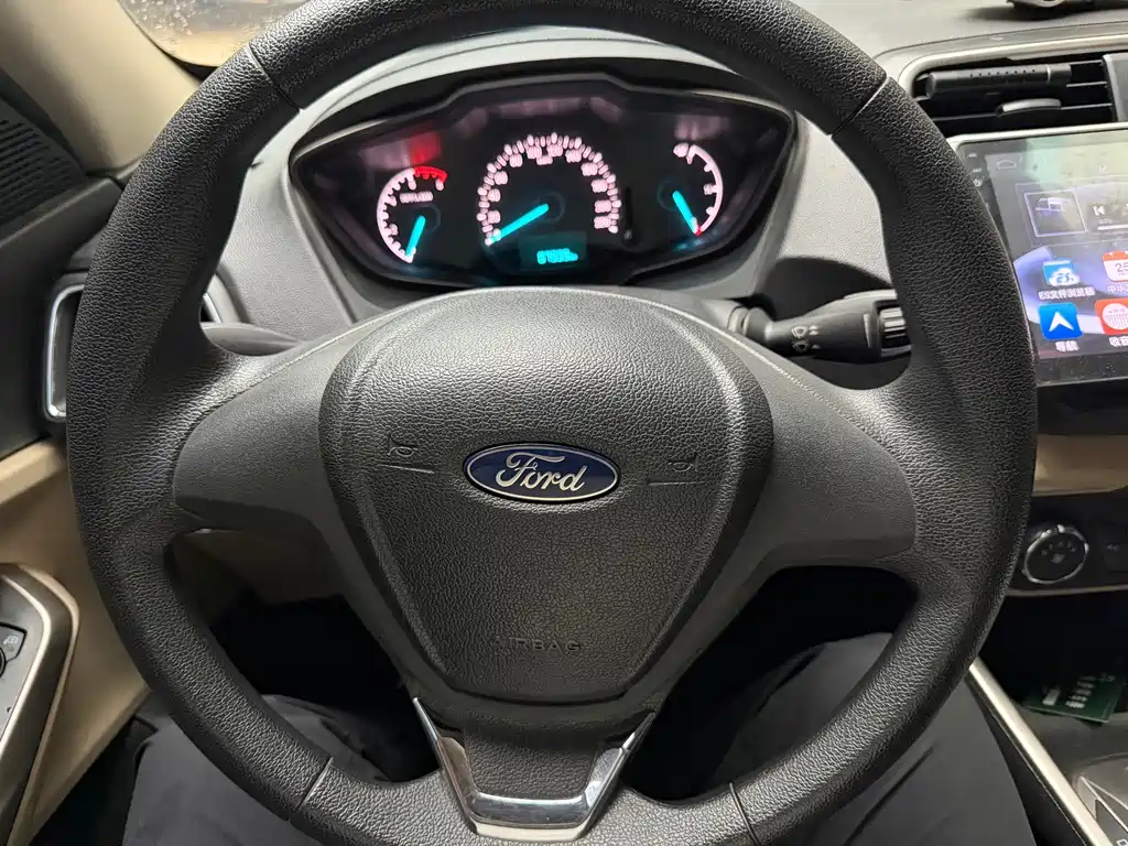 Ford Escort — миниатюра 13
