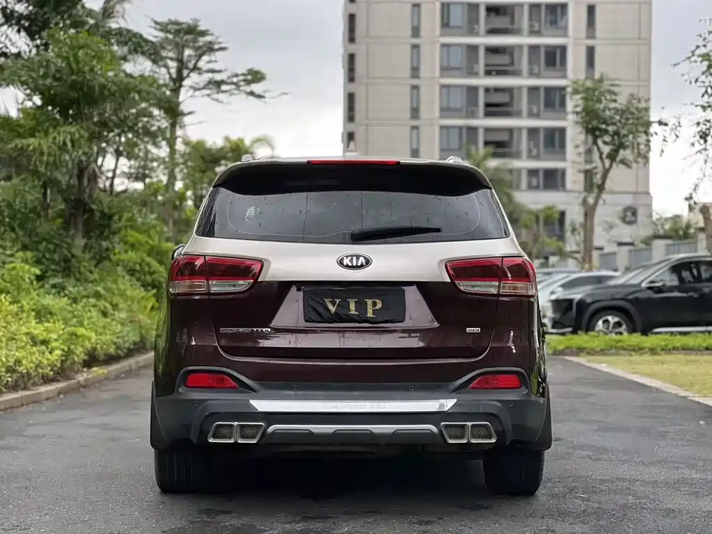 KIA SORENTO
