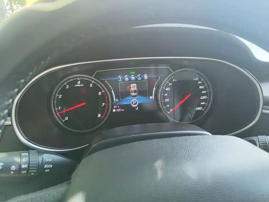 Hongqi H5 2020 1.8T AT