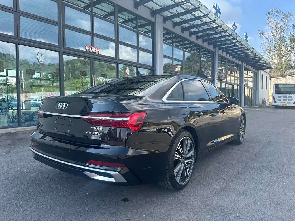 Audi A6L — миниатюра 8