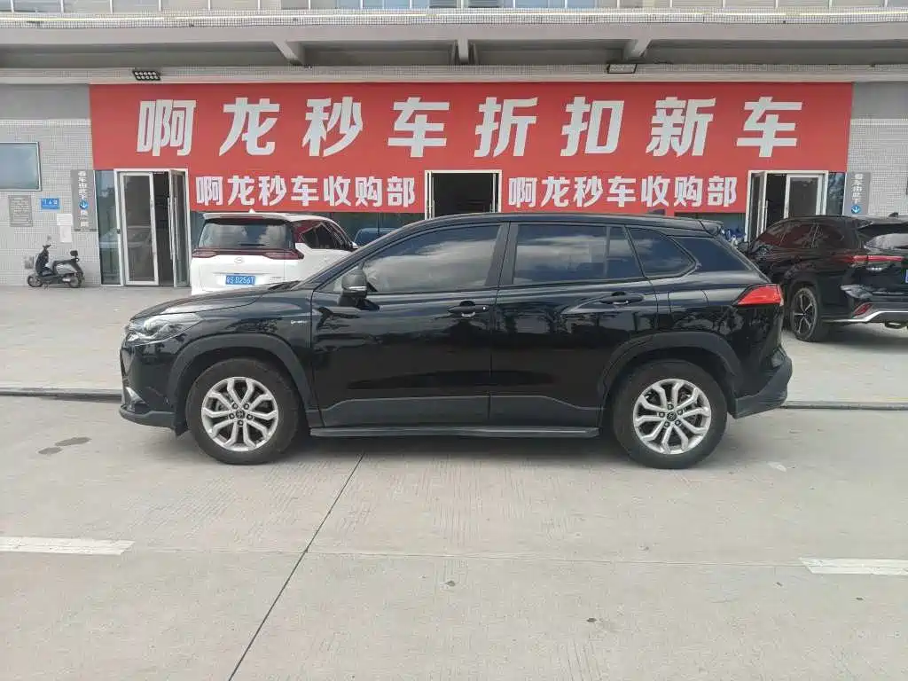 Toyota Frontlander — миниатюра 8