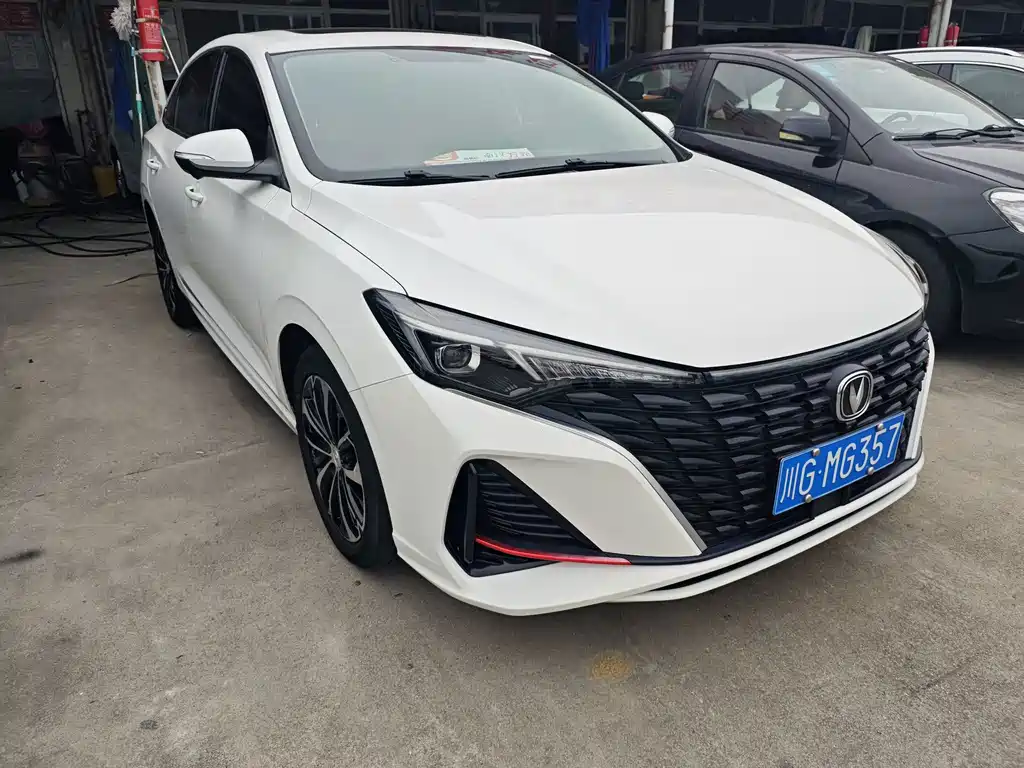Changan Eado — миниатюра 3