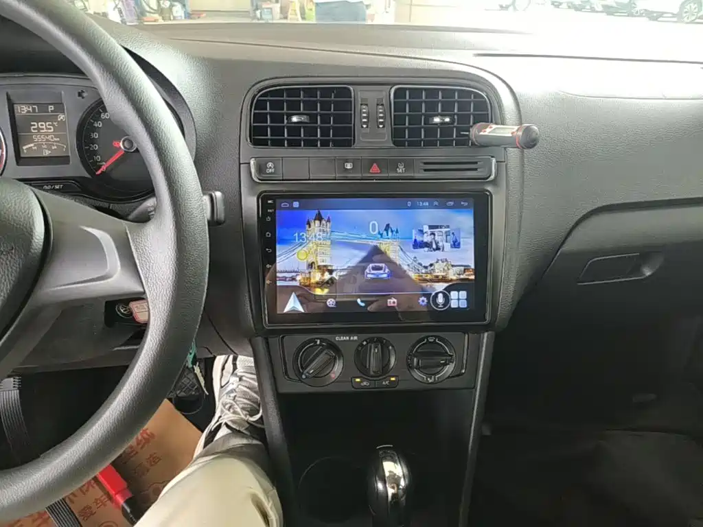 Volkswagen Polo — миниатюра 13