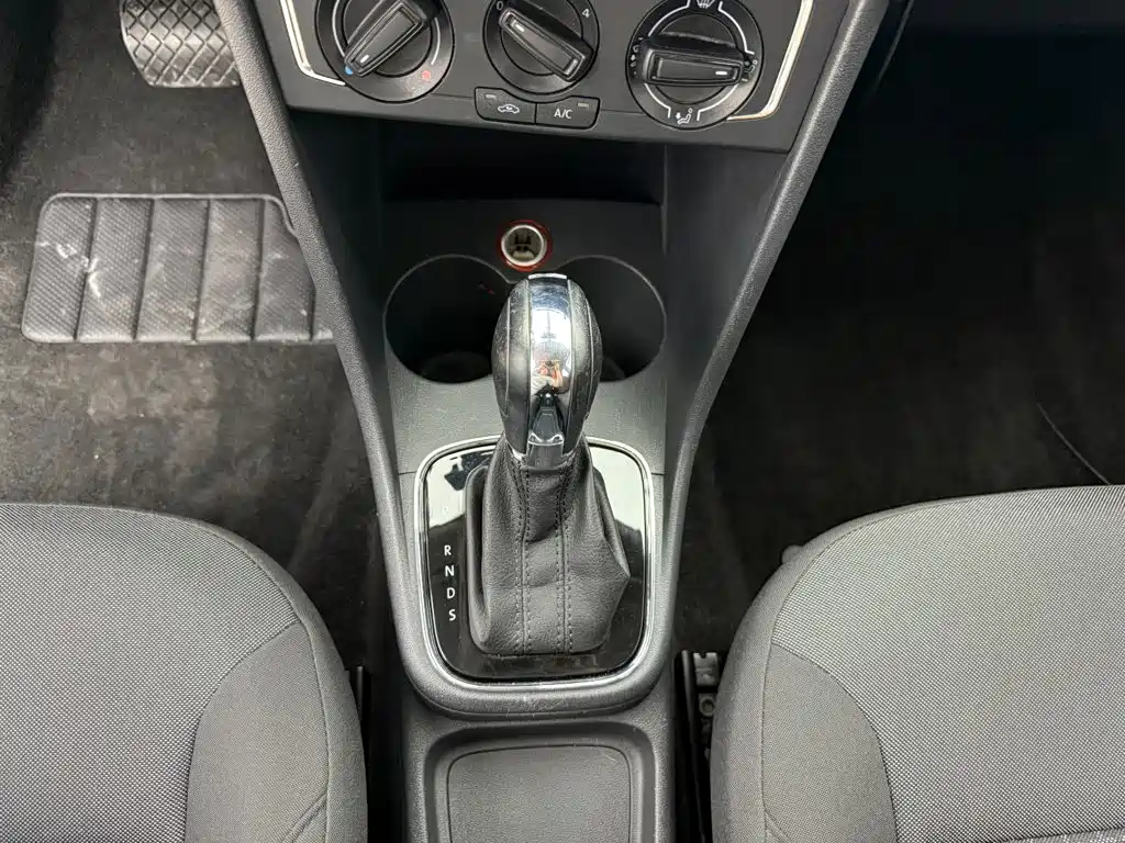 Volkswagen Polo — миниатюра 13