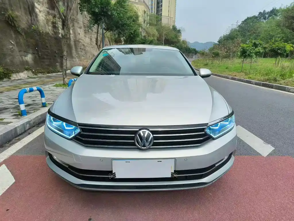 Volkswagen Magotan — миниатюра 2