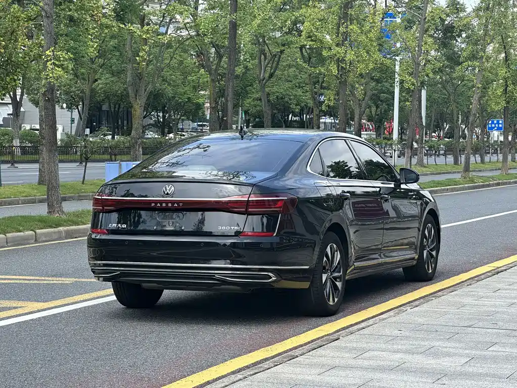Volkswagen Passat — миниатюра 5