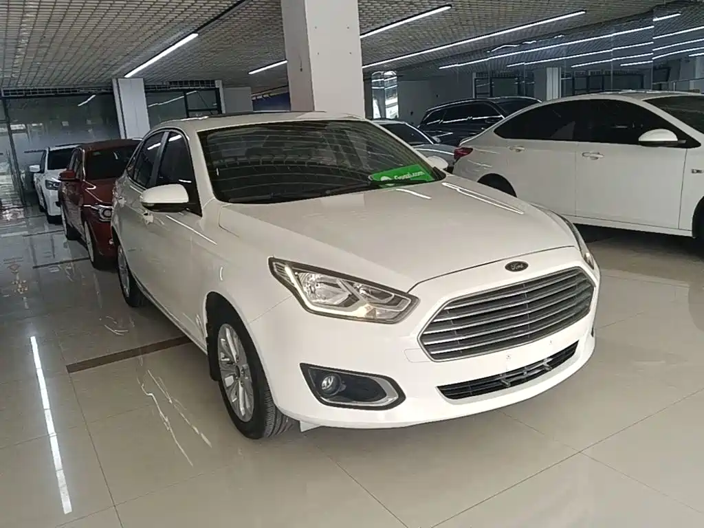 Ford Escort — миниатюра 4