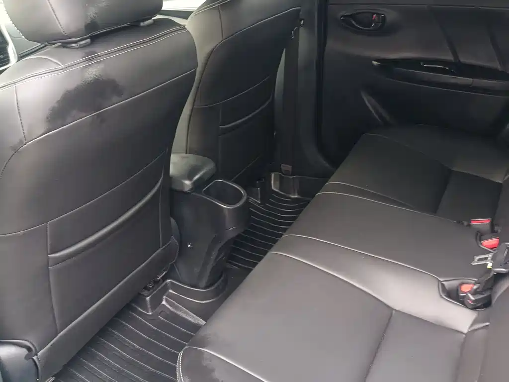 TOYOTA YARIS L ZHIXUAN