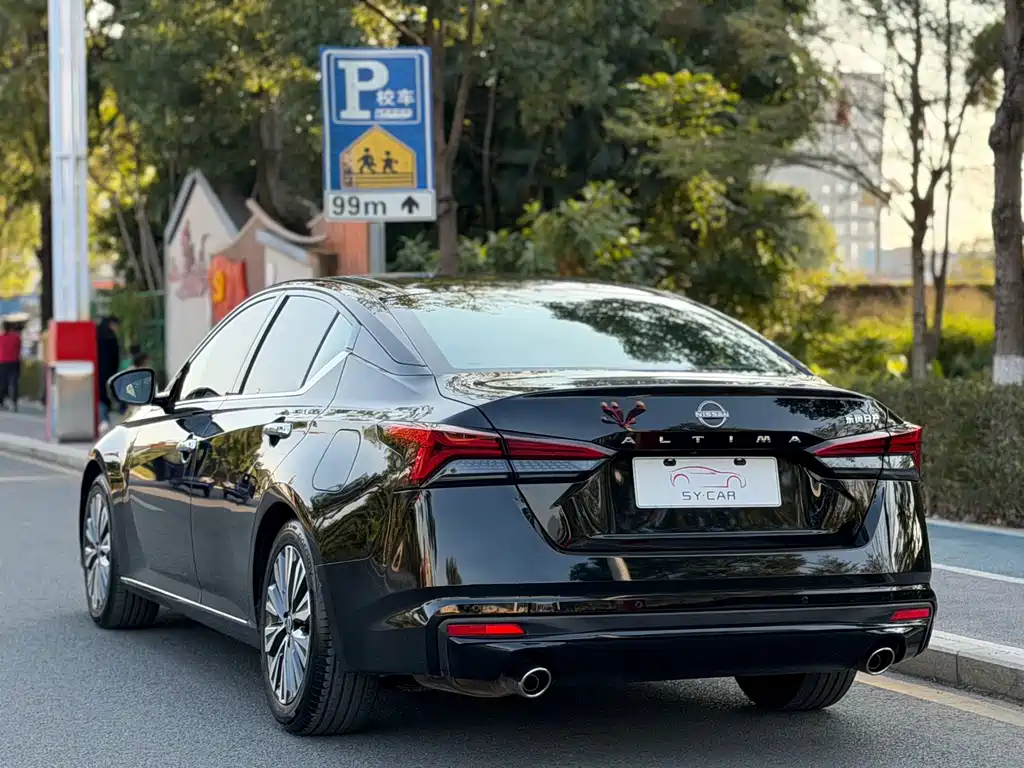 Nissan Teana — миниатюра 6