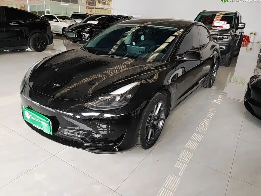 Tesla Model 3 — миниатюра 2