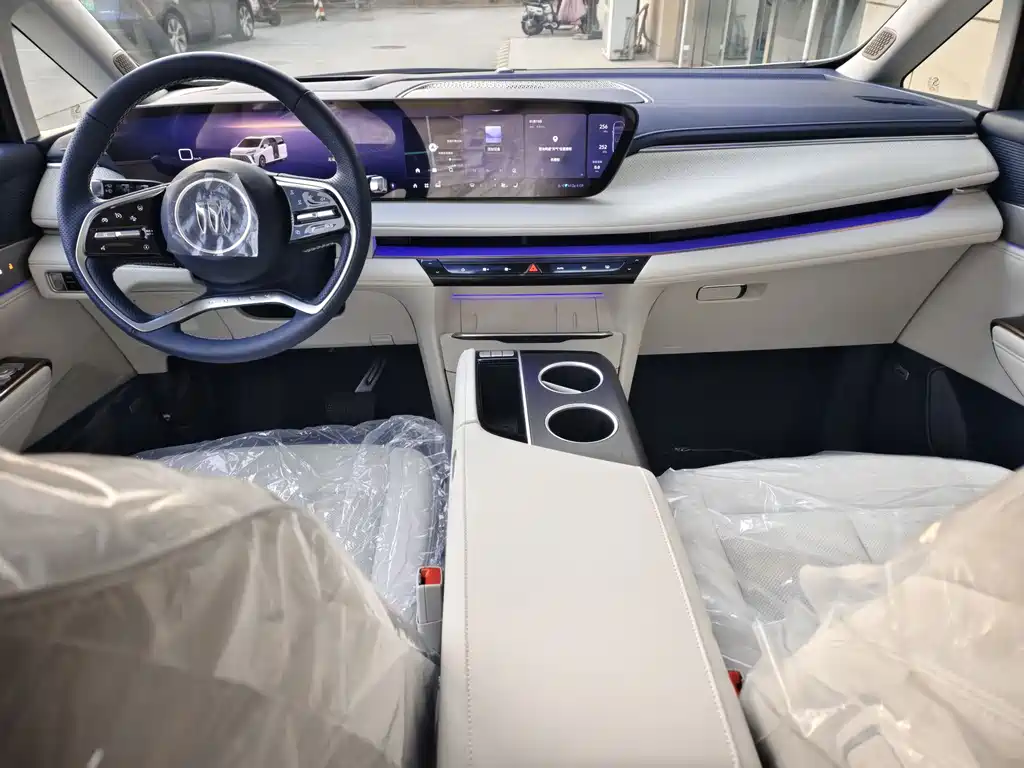 BUICK GL8 NEW ENERGY