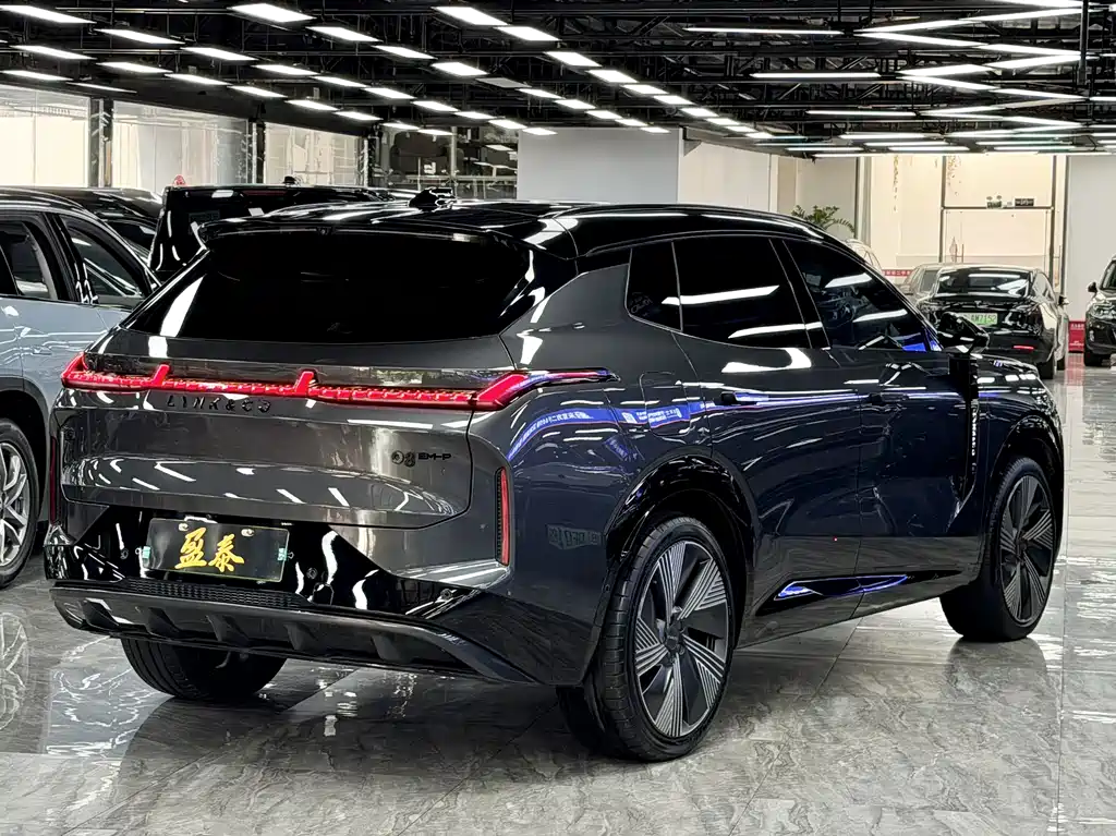 Lynk & Co 08 EM-P — миниатюра 7