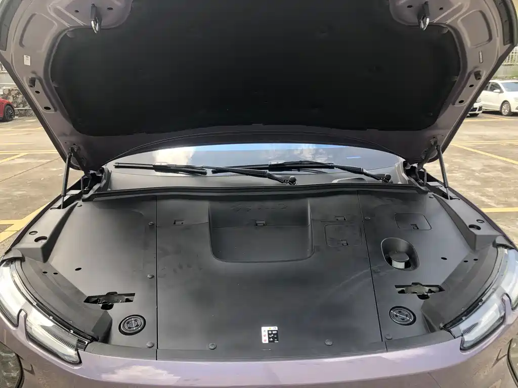 NIO EC6 — миниатюра 19